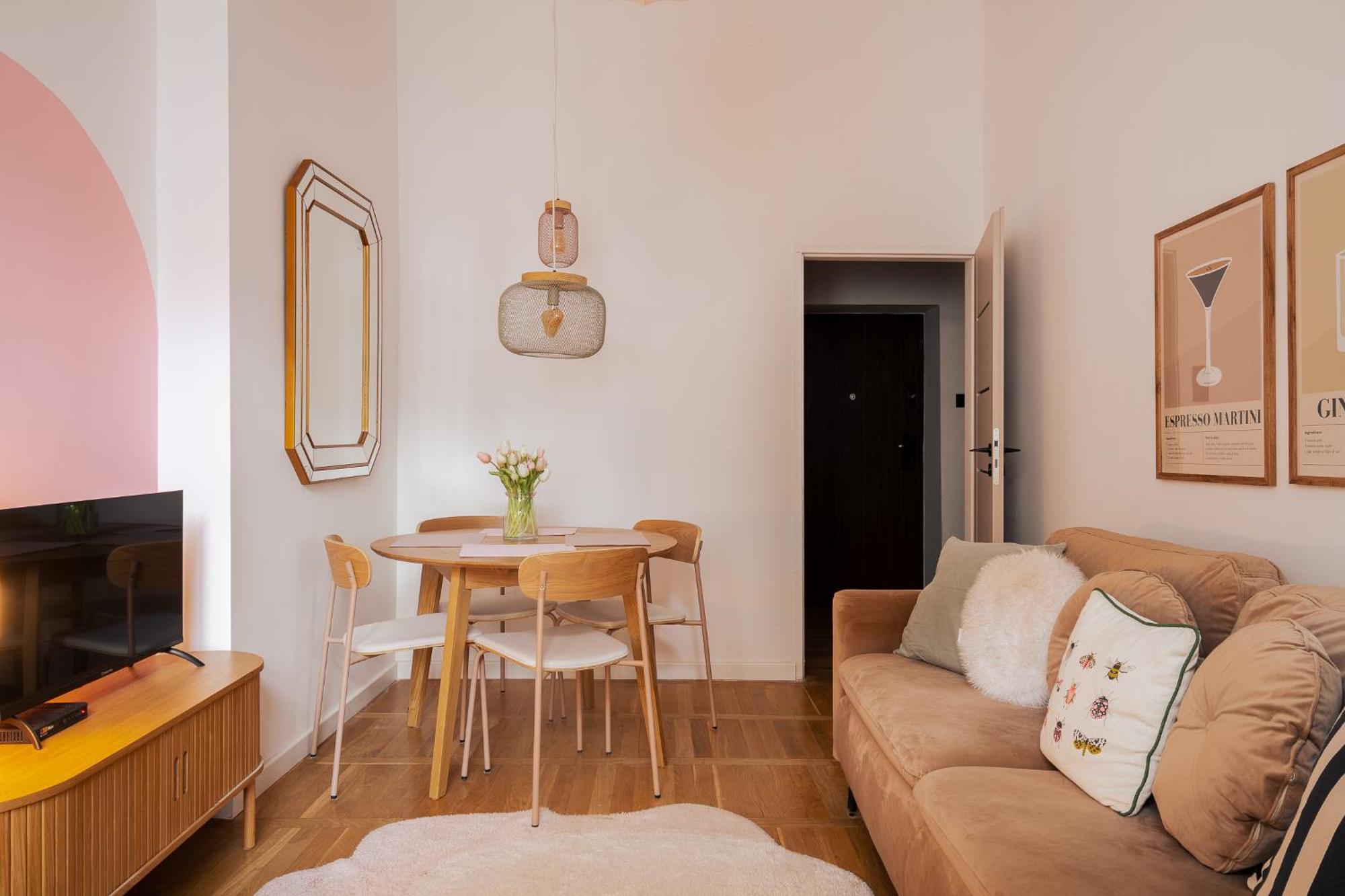 Rentplanet - Ruska Apartment *